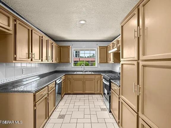 Building Photo - 11301 Tom Ulozas Dr