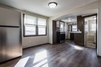 Building Photo - nre936