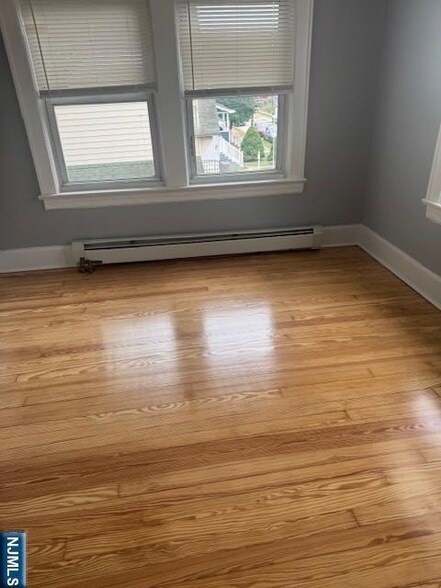 Building Photo - 73 College Pl