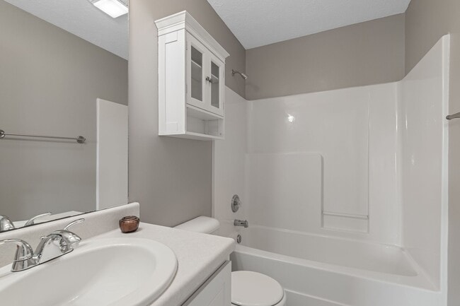 Building Photo - 650 Flintlock Ct