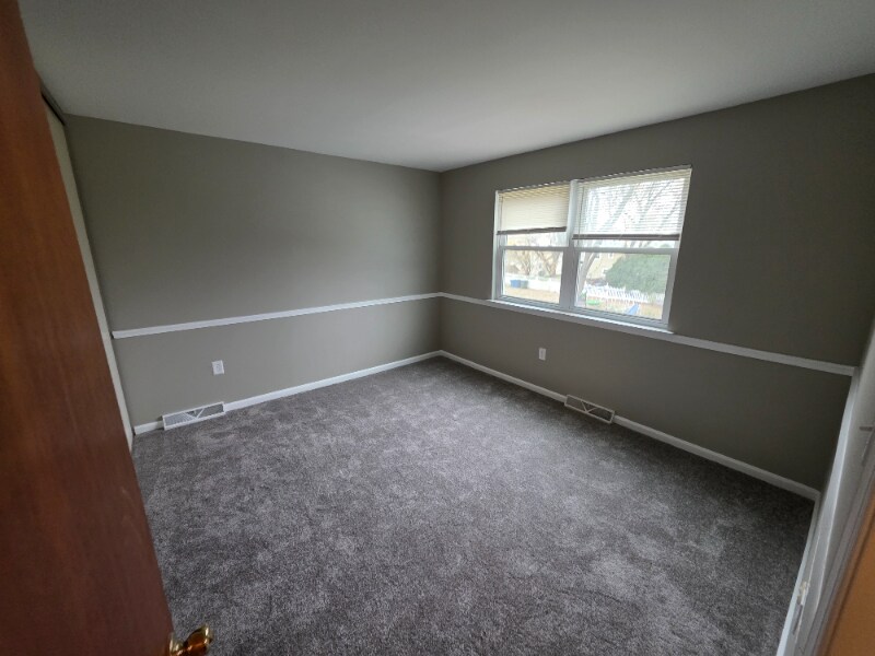 Building Photo - 270 Beth Ann Dr