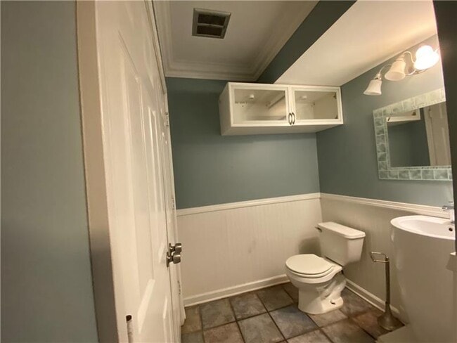 Building Photo - 6448 Appletree Way