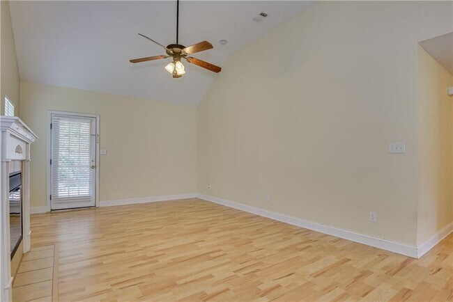 Building Photo - 1089 Grove Landing Ln