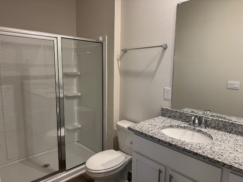 Building Photo - 13762 Logan Pl