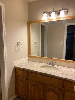 Building Photo - 5331 Willow-Ridge Rd