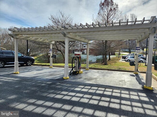 Building Photo - 11715 Olde English Dr