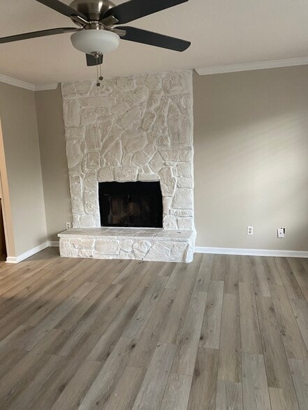 Living Room - 3850 Creighton Rd
