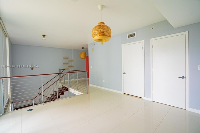 Building Photo - 350 S Miami Ave