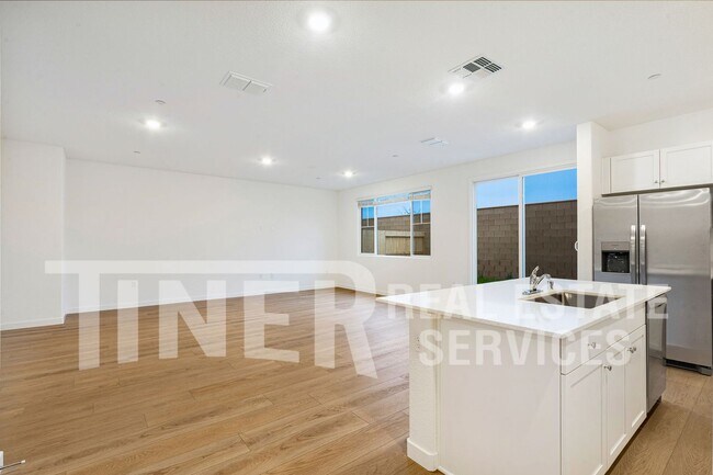 Building Photo - 8540 Anker Wy