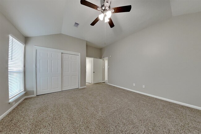 Building Photo - 4715 Brooklawn Dr