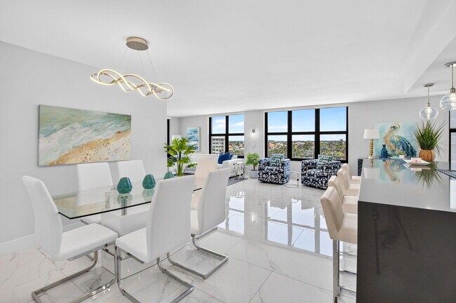 Building Photo - 3115 S Ocean Blvd