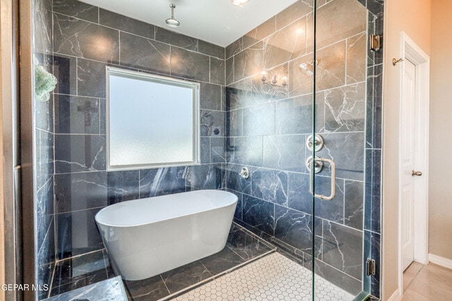 Building Photo - 2375 Enchanted Peaks