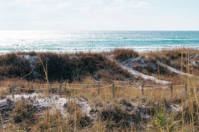 Building Photo - Newly Renovated Beach Front Four Bedroom Home