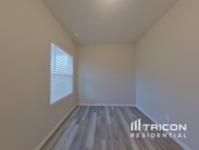 Building Photo - 1073 Cades Cv Wy