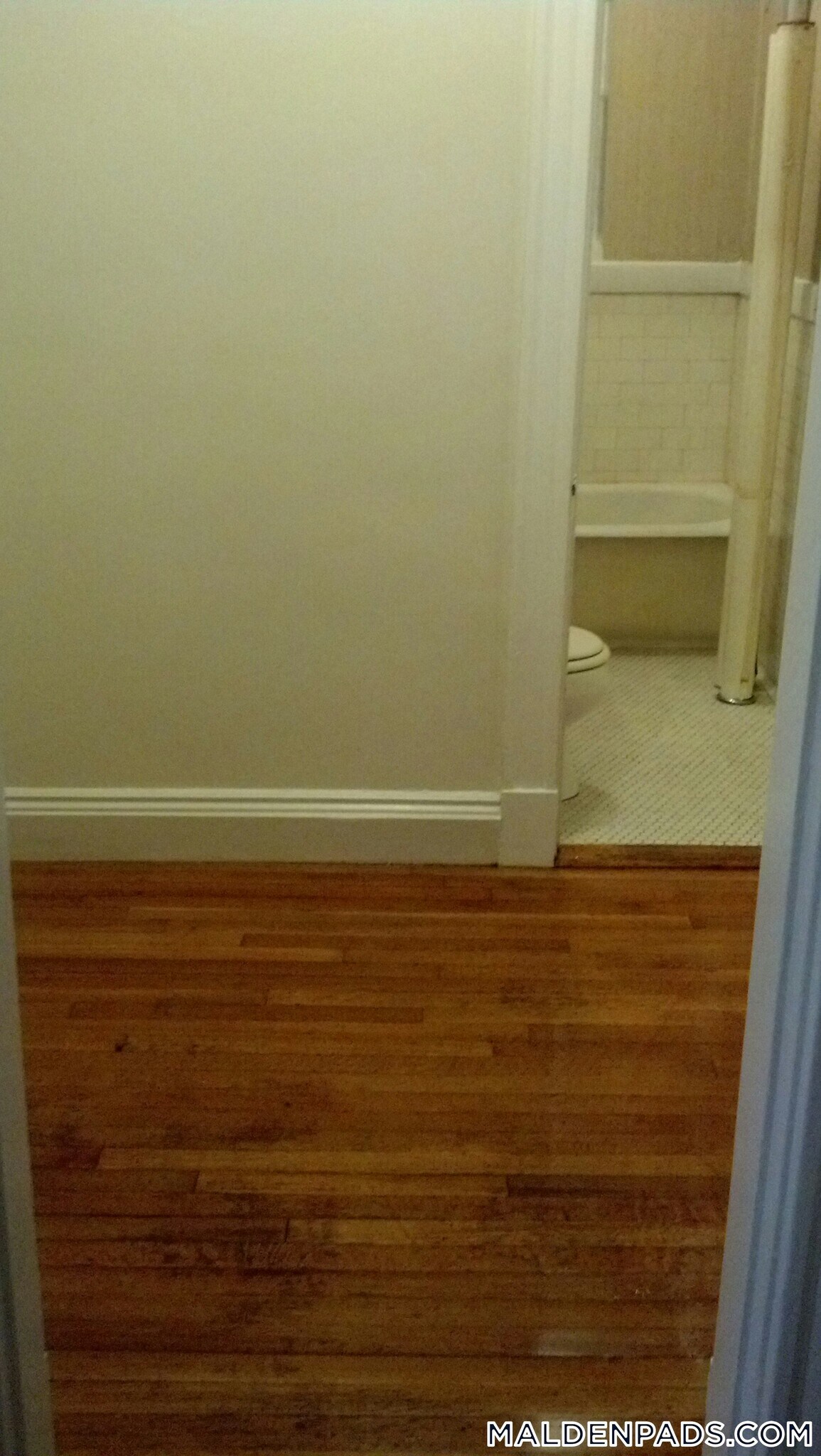 Building Photo - 17-19-19 Washington St S