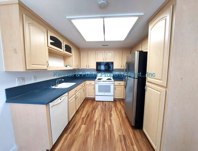 Building Photo - 4230 Topsail Ct