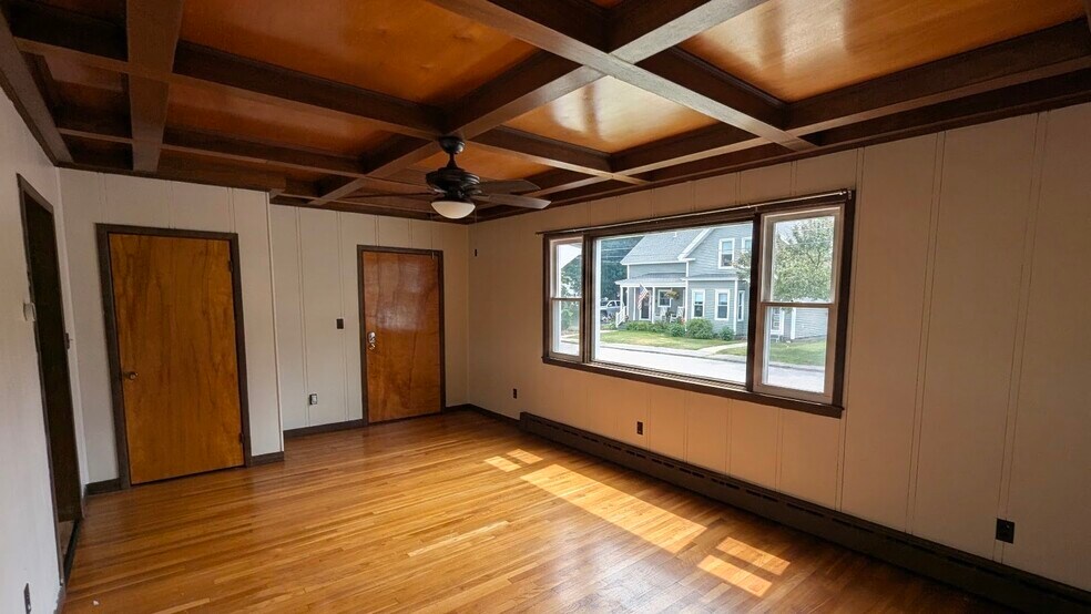 Building Photo - 17 McFarland St