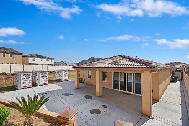 Building Photo - 25858 Oak Spgs Ct