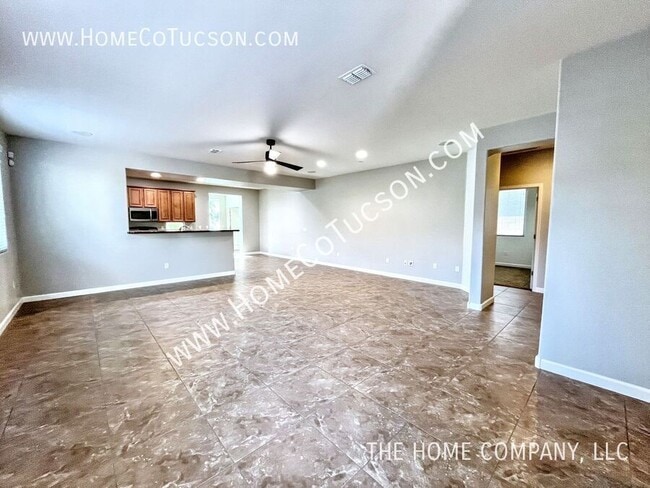 Building Photo - 12860 N Camino Vieja Rancheria