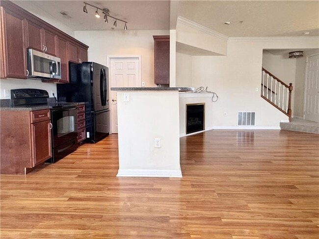 Building Photo - 203 Sonie Dr