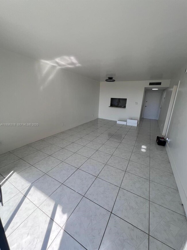 Building Photo - 2935 NE 163rd St