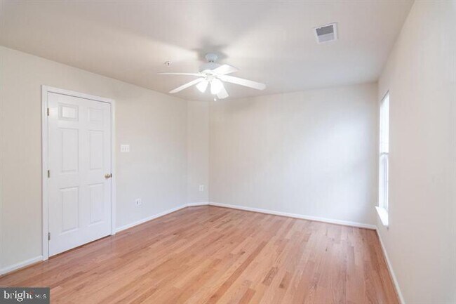 Building Photo - 10708 Croydon Ct