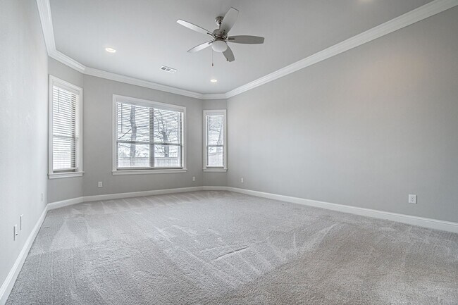 Building Photo - Craftsman Style Home in Bentonville!