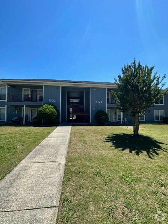 Building Photo - Lovely 2 Bed, 2 Bath Condo in Karen Lakes