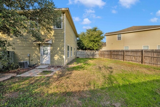 Building Photo - 4926 Appleseed Ct
