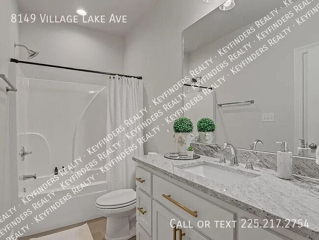 Building Photo - 8149 Village Lake Ave