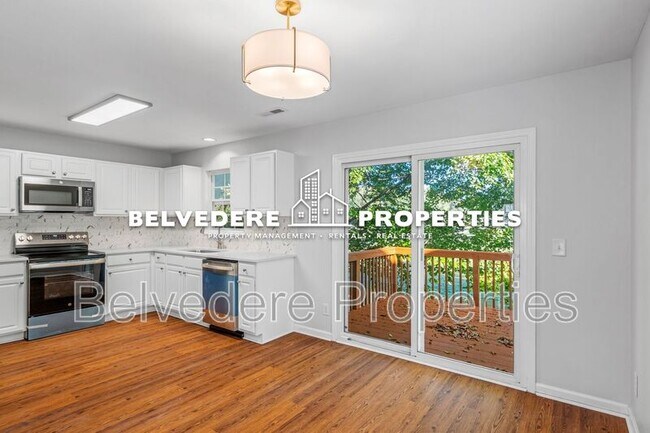 Building Photo - 14 Dunlevy Way