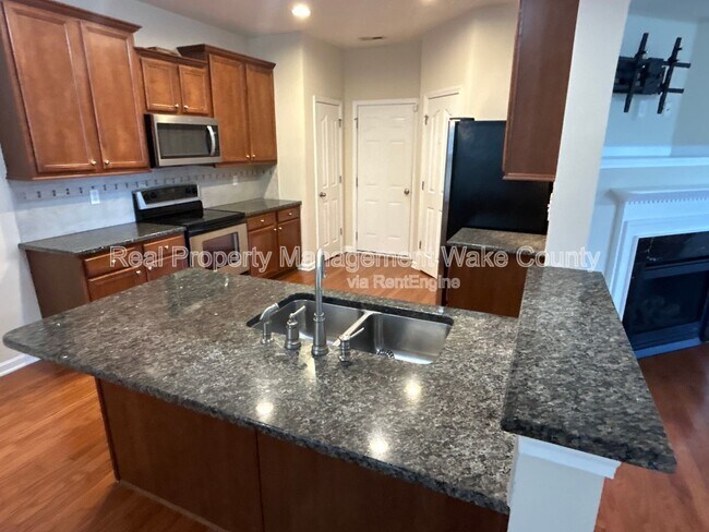 Building Photo - 7833 Cape Charles Dr
