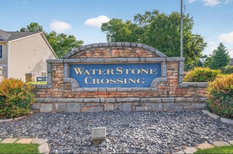 Building Photo - 4865 Beacon Ridge Ln