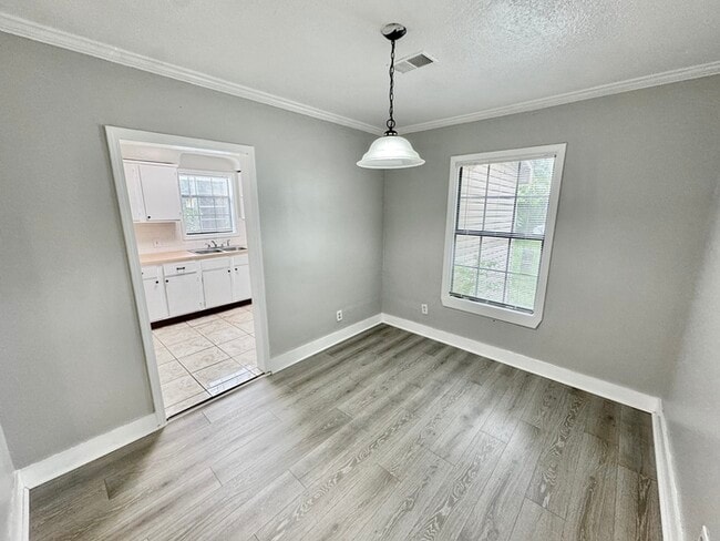 Building Photo - 2708 Filmore Ave