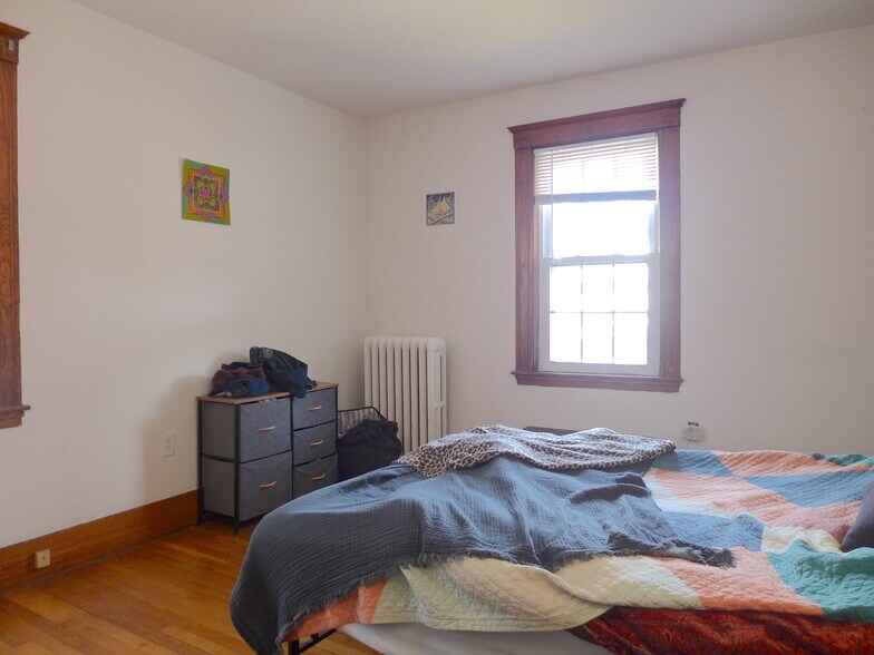Building Photo - 226 S Huntington Ave