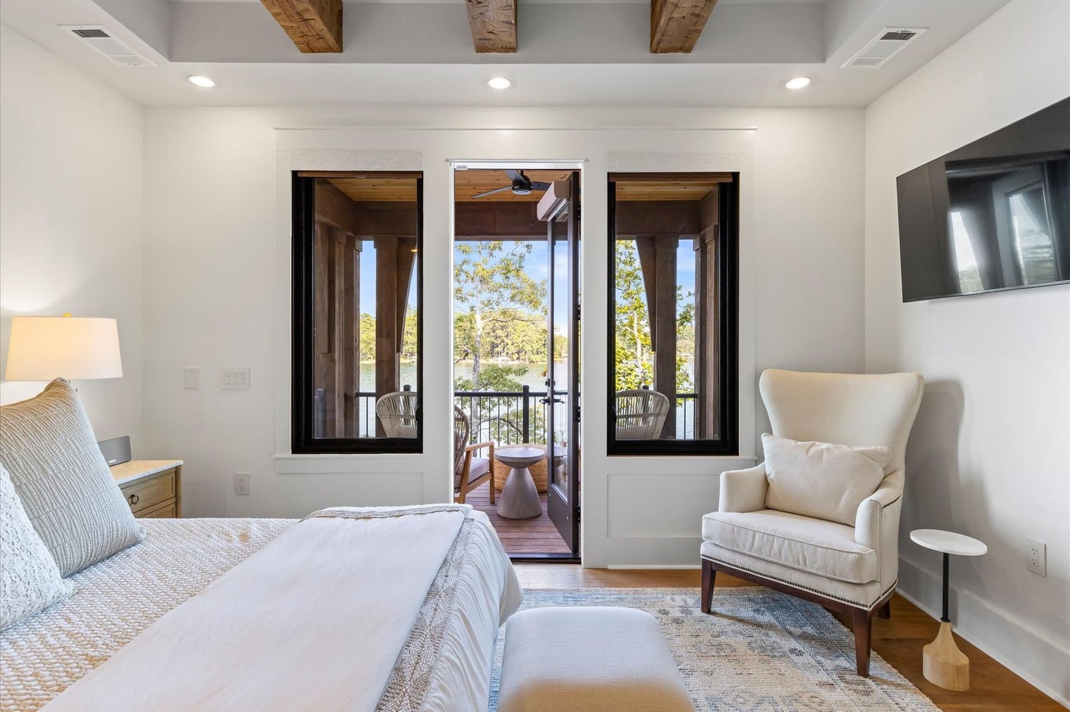 Building Photo - 388 Gatewood Dr