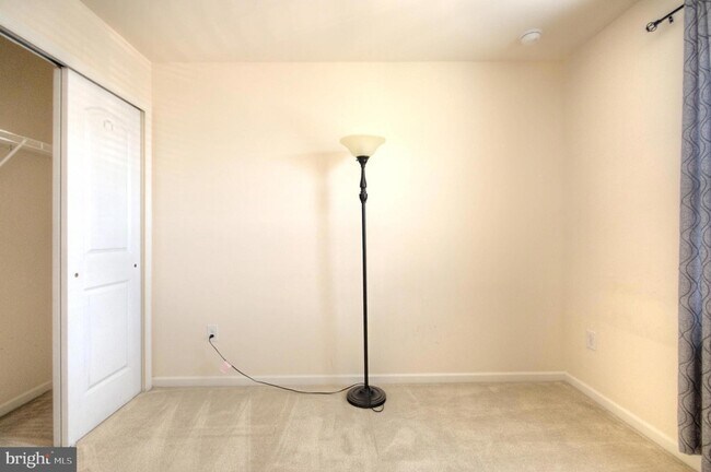 Building Photo - 58 Iron Gate Rd