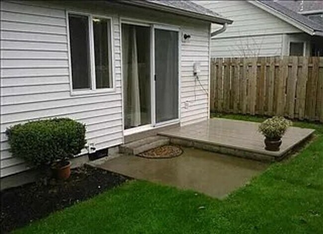 Building Photo - Beautiful 3-Bedroom, 2-Bath Home – Southeast Salem Gem!