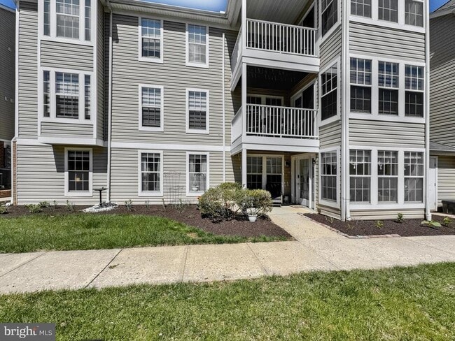 Building Photo - 3215 Katewood Ct