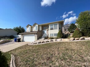 Building Photo - 3 Bedroom/2 Bathroom Home in Ogden