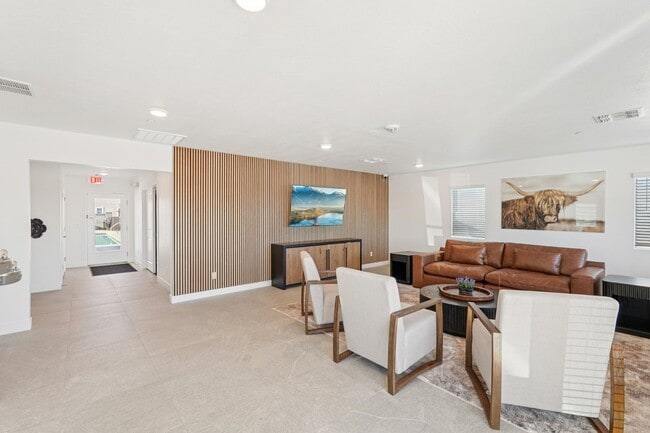 Building Photo - Hayden Farms