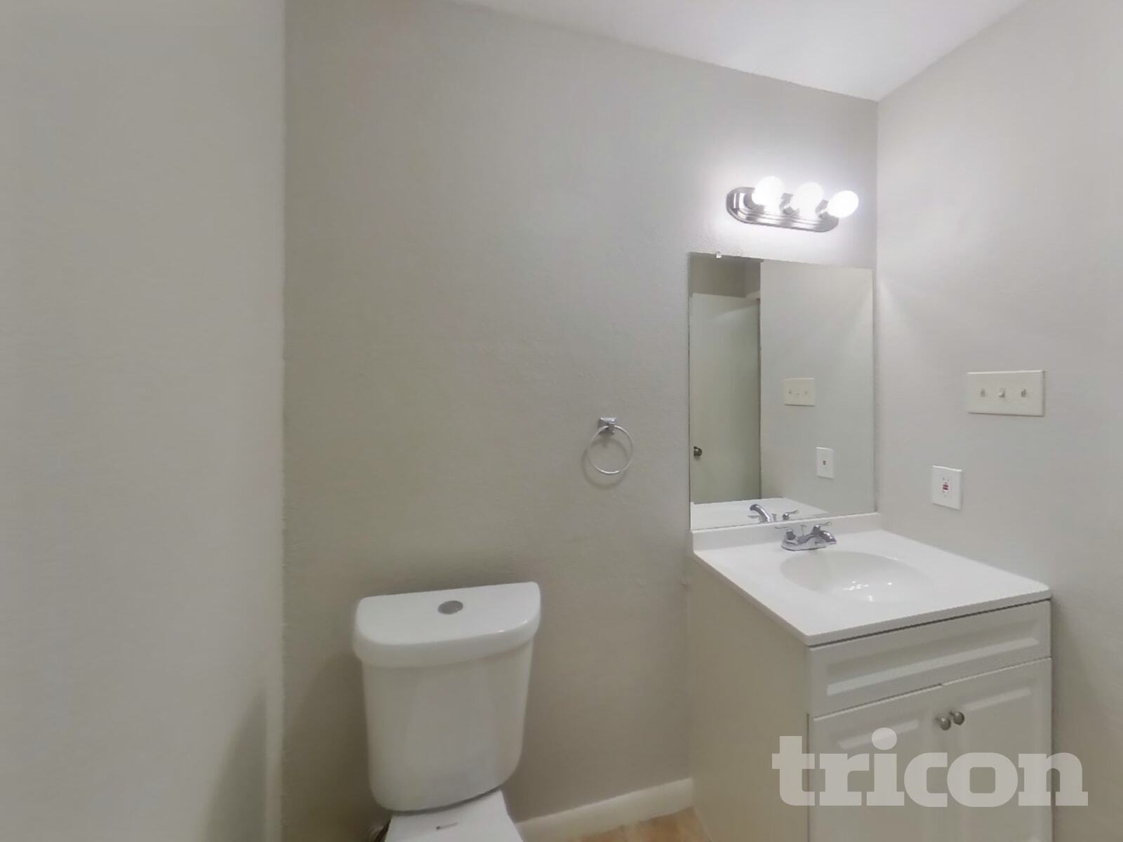 Building Photo - 810 Dogwood Dr