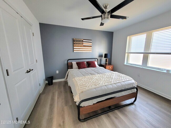 Building Photo - 1134 Springwood Ave