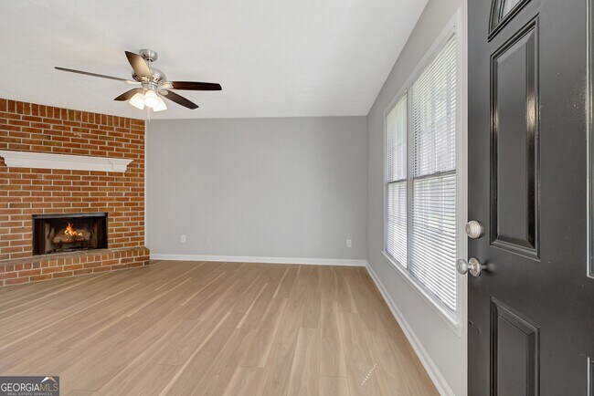 Building Photo - 115 Belle Dr