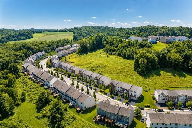 Building Photo - 248 Broadstone Dr