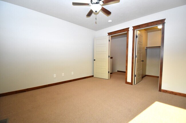 Building Photo - 103 Covey Ct