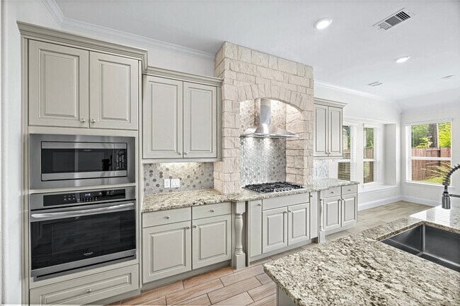 Building Photo - 11918 Sumitomo Ln