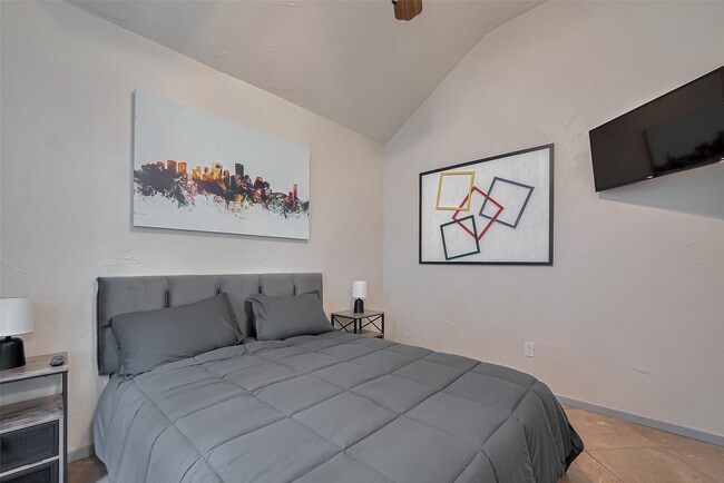 Building Photo - 30411 Arborg Dr