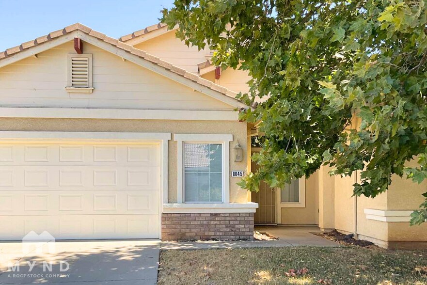 Primary Photo - 8045 Quaker Ridge Way