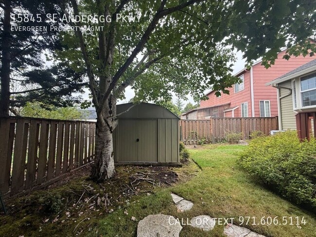 Building Photo - 15845 SE Anderegg Pkwy